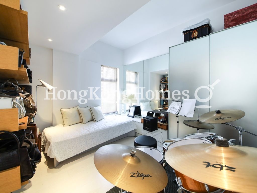 Fourth Bedroom — 怡廬，中半山