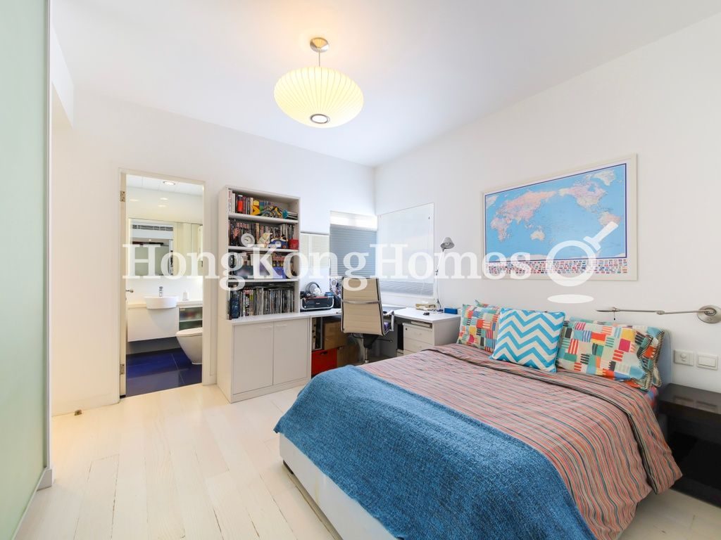 Second Ensuite Bedroom — 怡廬，中半山