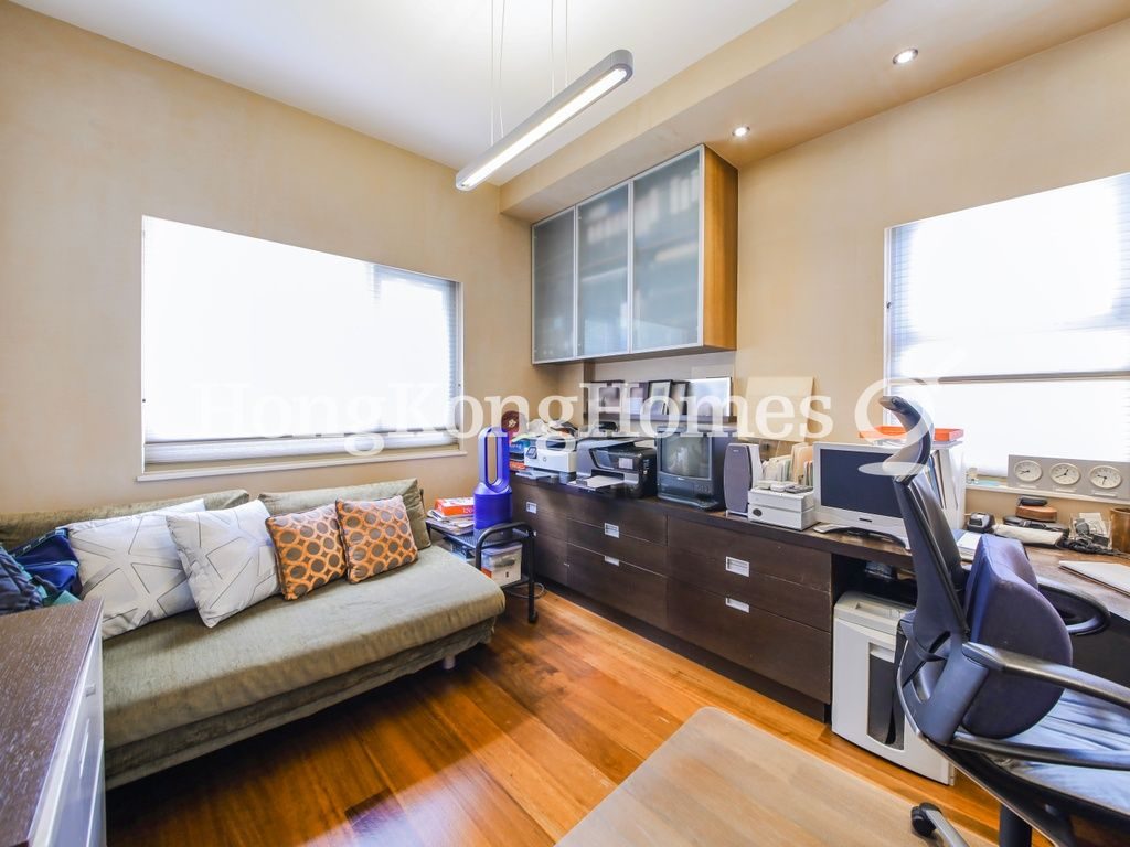 Third Bedroom — 怡廬，中半山