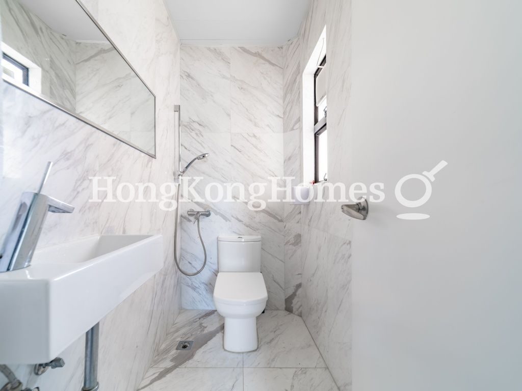 Guest Bathroom — 嘉麟閣 - 第01座，淺水灣
