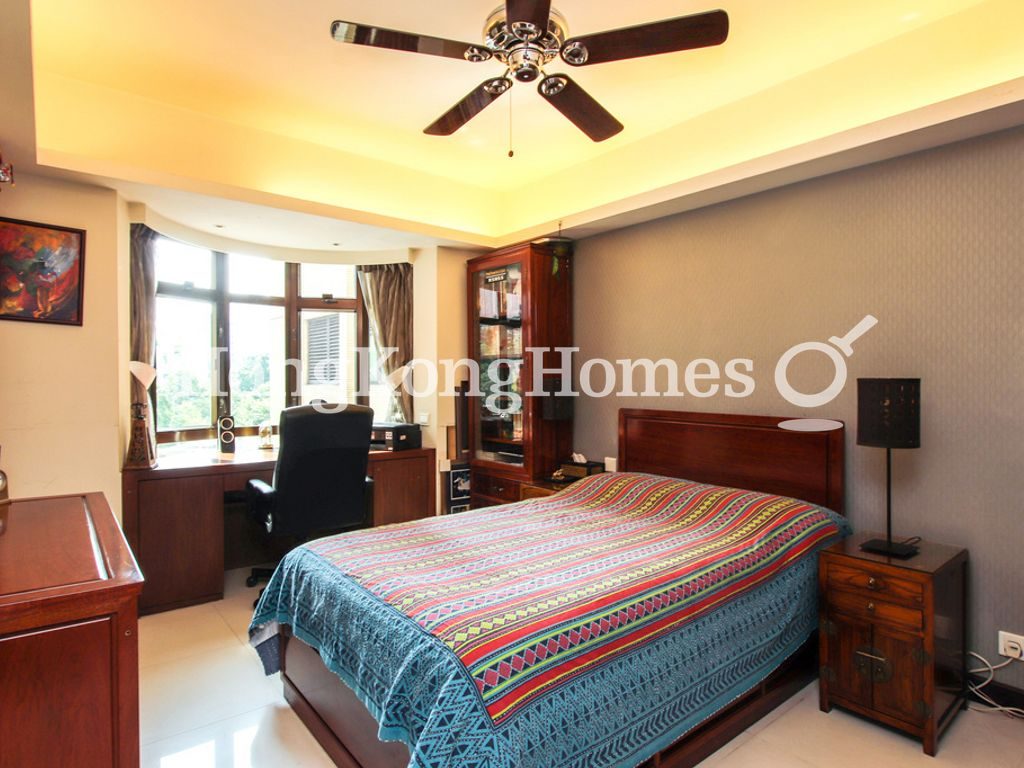Third Ensuite Bedroom — Garden Terrace 2, Mid-levels Central