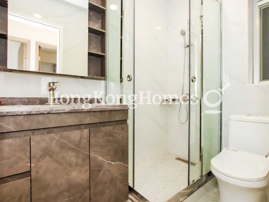Guest Bathroom — 駱克大廈 - B座，銅鑼灣