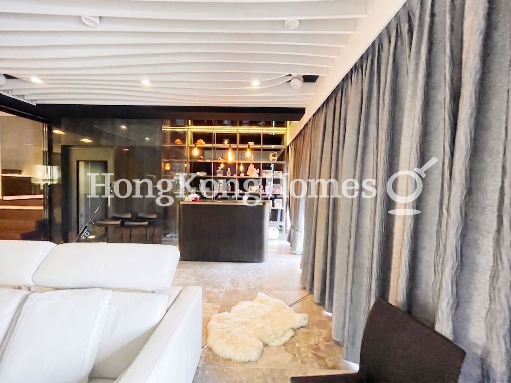 Family Room — 紅山半島 松柏徑，大潭