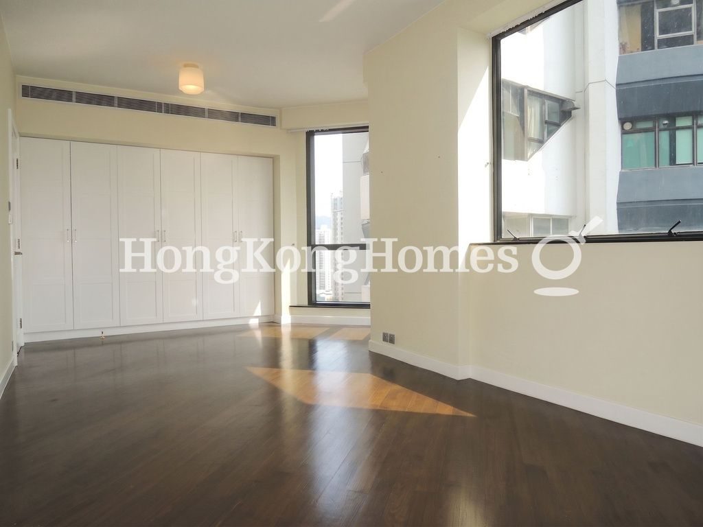Fourth Bedroom — 世紀大廈 2座，中半山