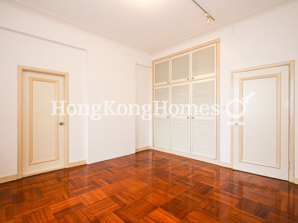 Second Ensuite Bedroom — La Hacienda - A座，山頂