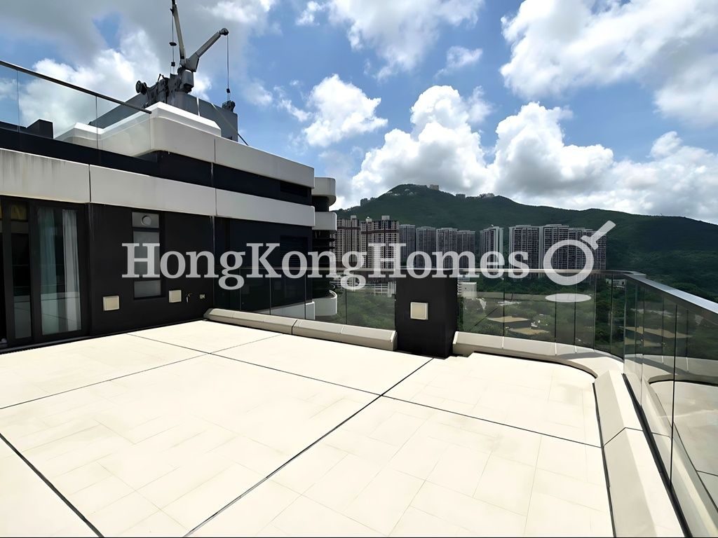 Private Rooftop Terrace — 貝沙灣 06期 Bel-Air No. 8 5座，薄扶林