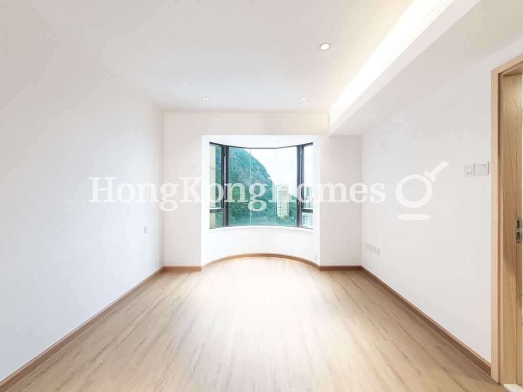 Third Ensuite Bedroom — Garden Terrace 2, Mid-levels Central