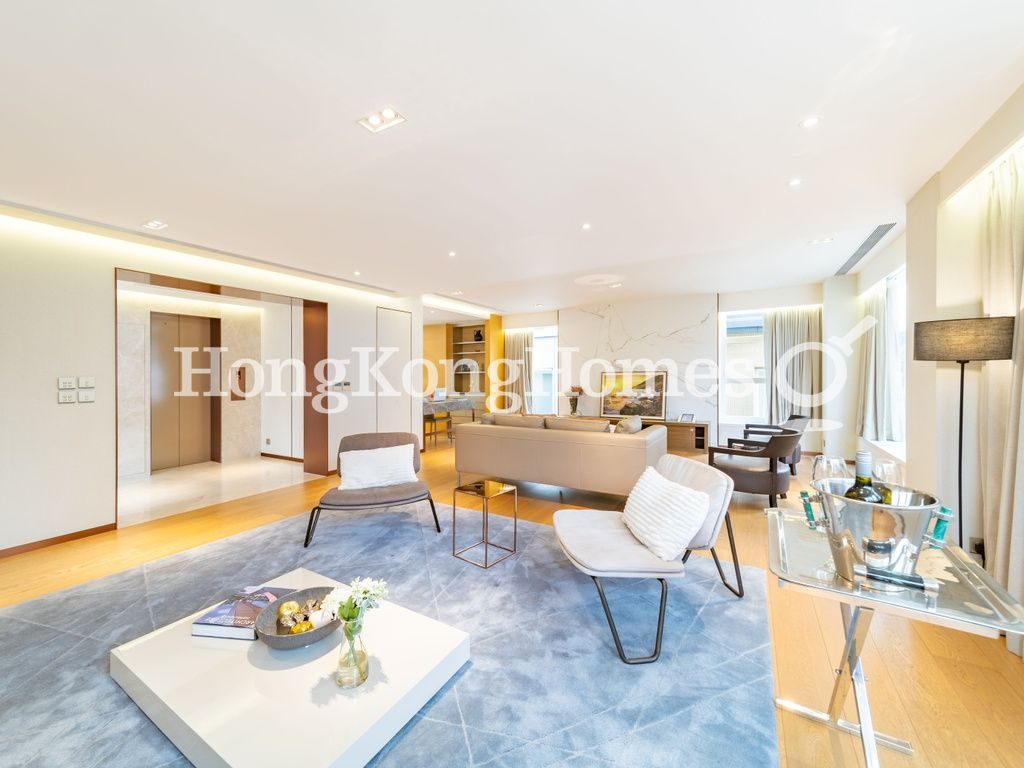 Family Room with Study Area on 3/F — 美利海灣，黃金海岸