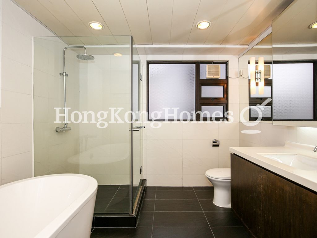 Master Bathroom — 帝景閣，中半山