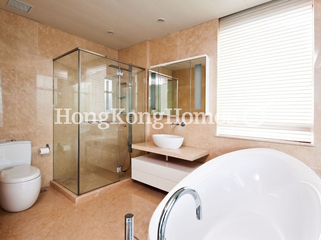 Master Bathroom — Infinity (Peak Road, 8), The Peak