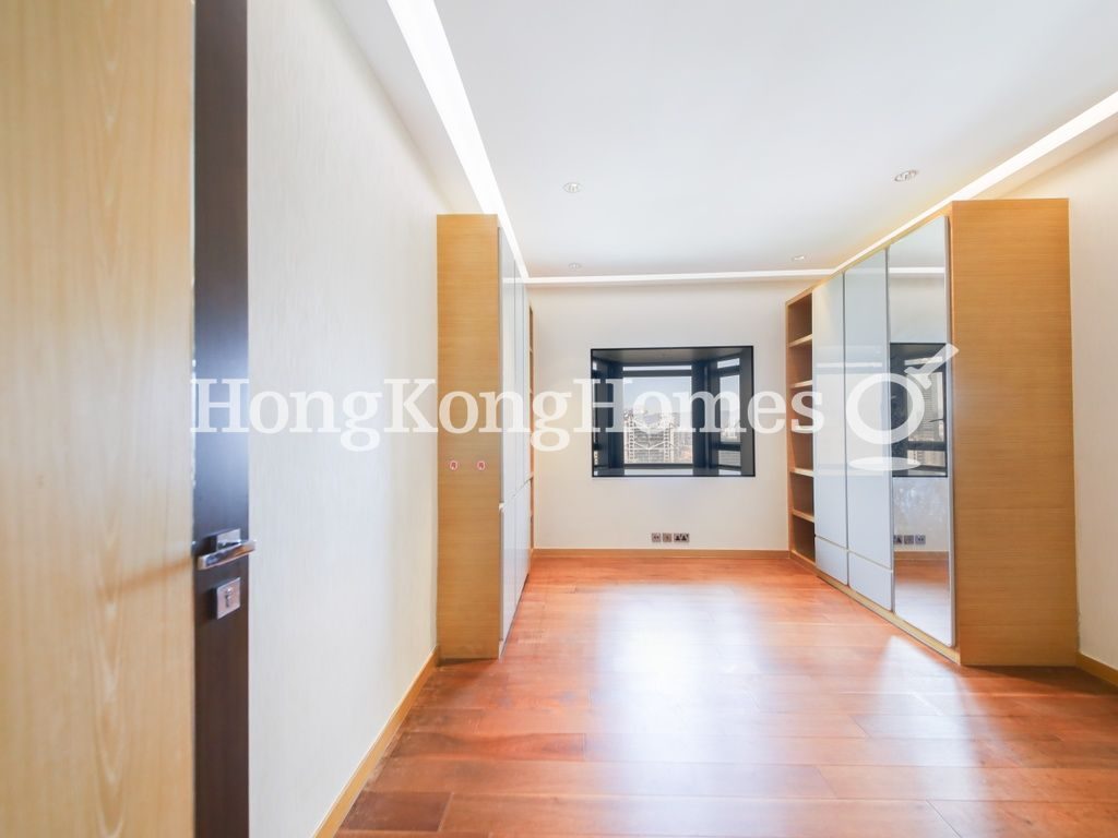 Third Bedroom — 堅麗閣，中半山