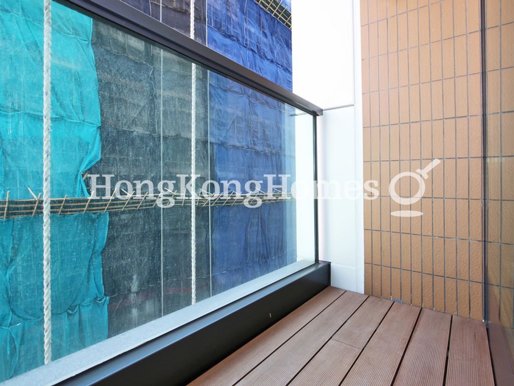 Balcony off Living and Dining room — 藝里坊1號，西營盤