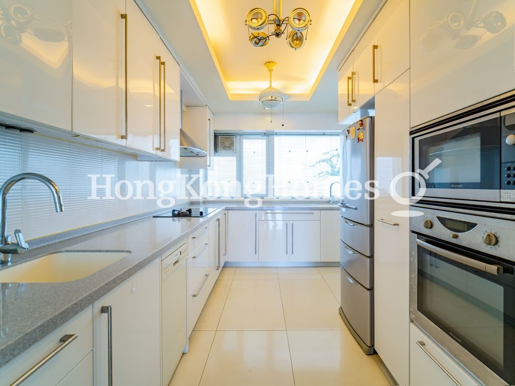 Kitchen — Provident Villas, Pokfulam
