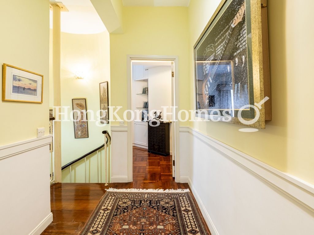 Corridor — Stewart Terrace, The Peak