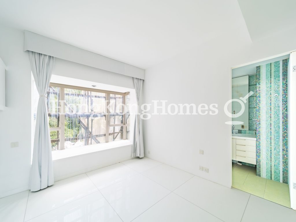 Second Ensuite Bedroom — The Mayfair, Mid-levels Central