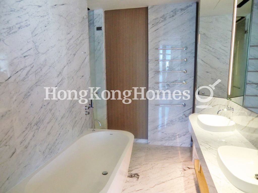 Master Bathroom — Argenta, Mid-levels West