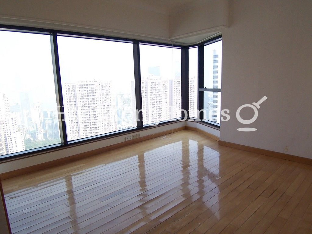 Third Ensuite Bedroom — May Tower 2，中半山