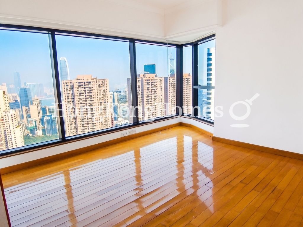 Third Ensuite Bedroom — May Tower 2, Mid-levels Central