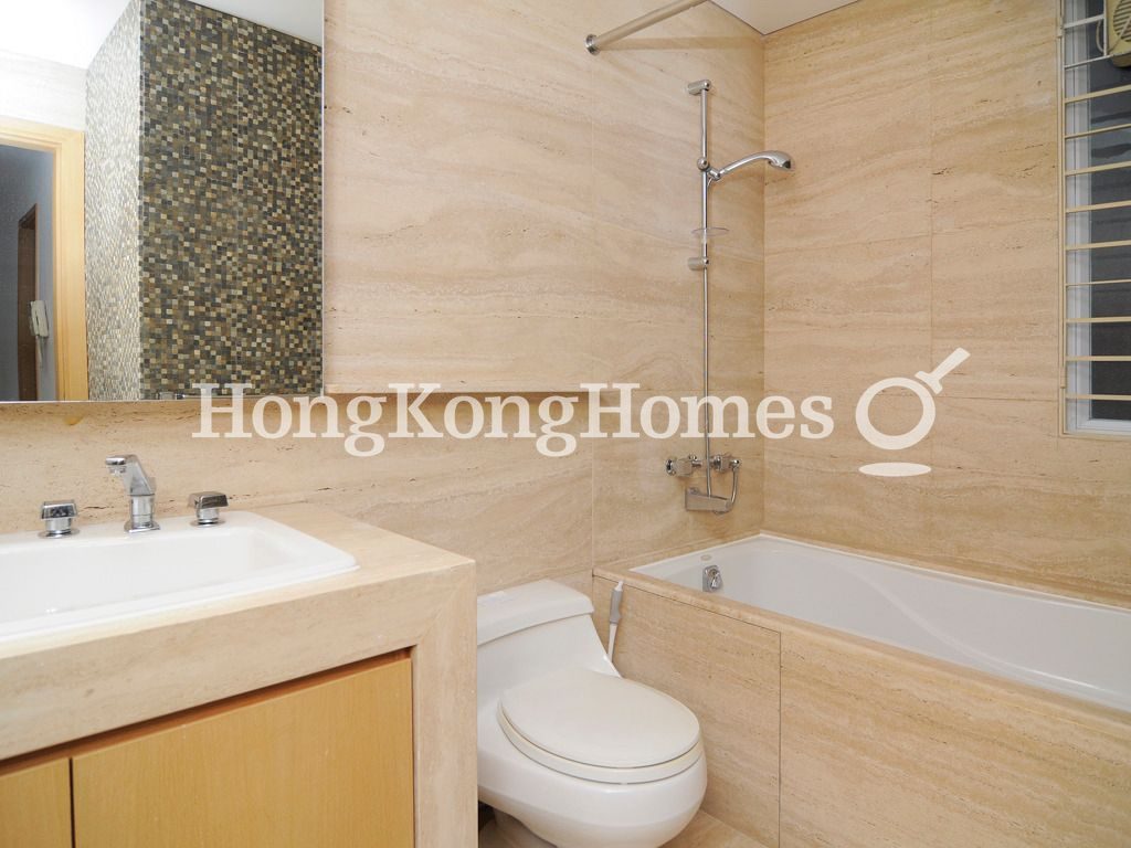 Second Ensuite Bathroom — 松濤小築，舂坎角