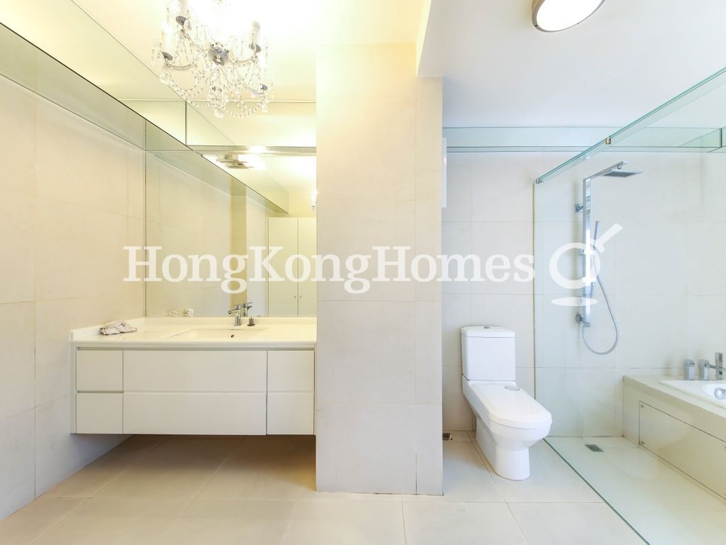 Master Bathroom — 地利根德閣 3座，中半山