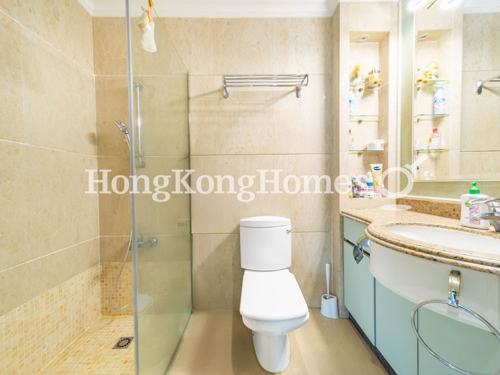Guest Bathroom — 雅利德樺臺，何文田窩打老道