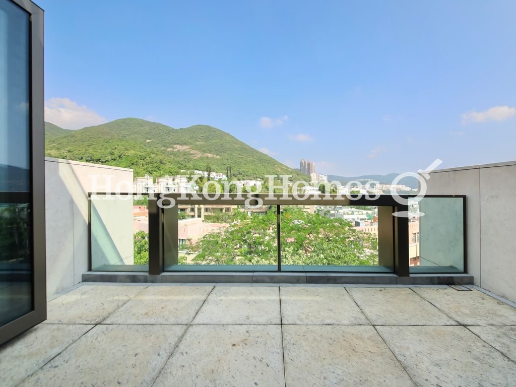 Private Terrace off Master Bedroom — 赤柱村道50號，赤柱