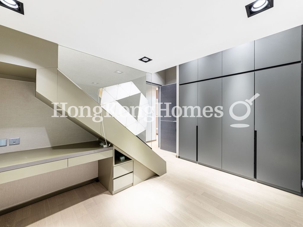 Third Bedroom — Infinity (Peak Road, 8), The Peak