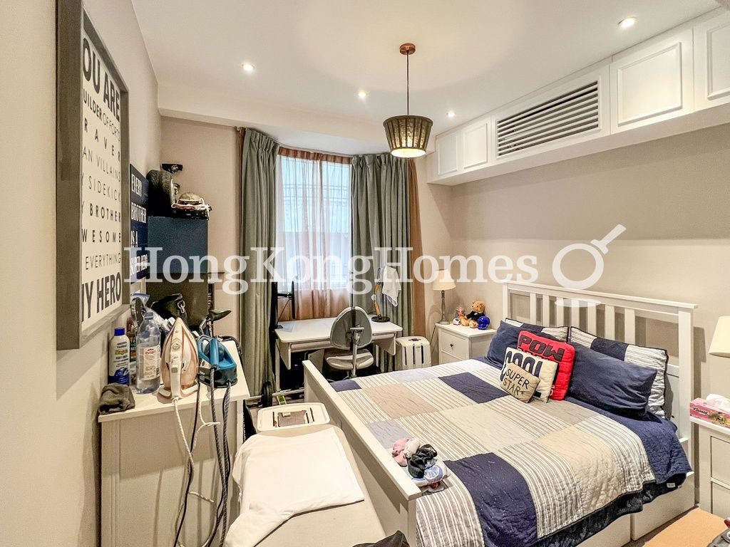 Third Bedroom — 加列山道29-33號，山頂
