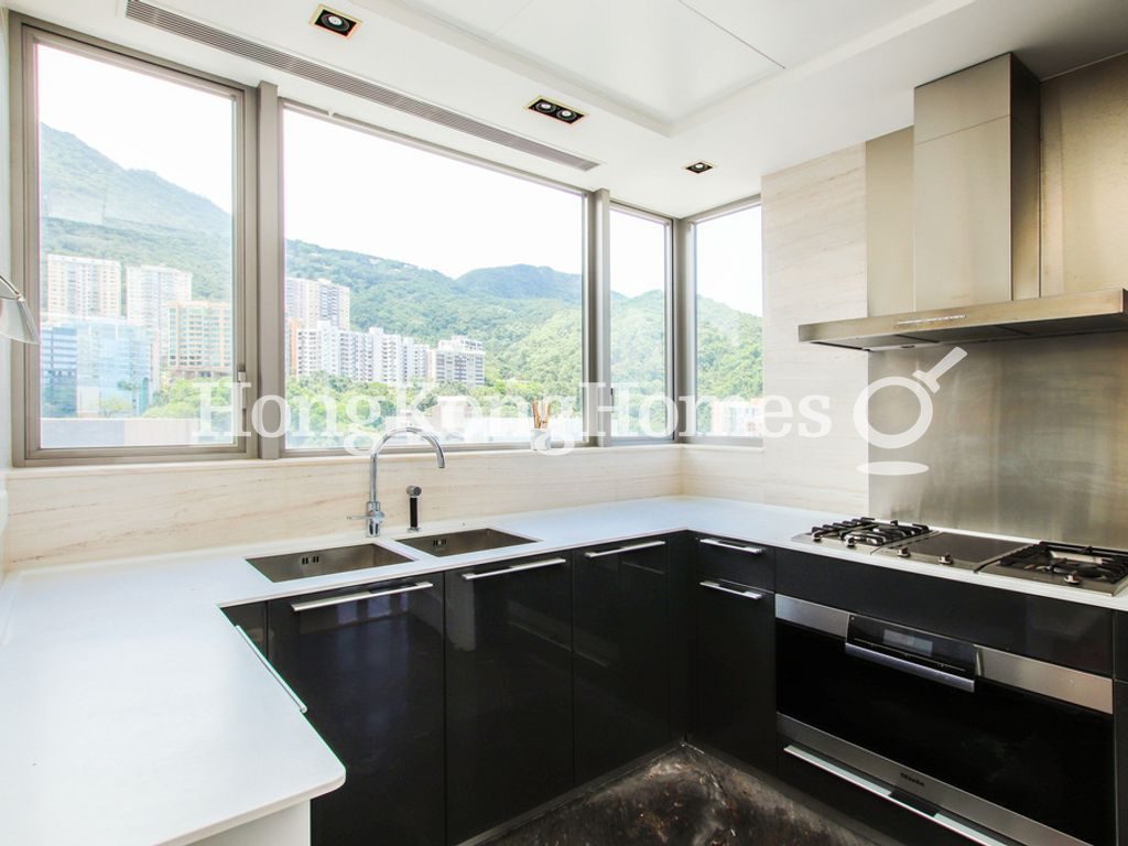 Kitchen — The Summa - Tower 1, Mid-levels West