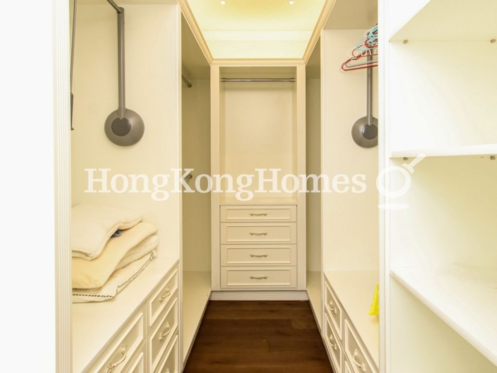 Walk-in Closet in Master Bedroom — The Summa - Tower 1, Mid-levels West