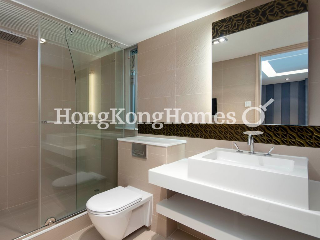 Guest Bathroom — 淺水灣道 56號，淺水灣