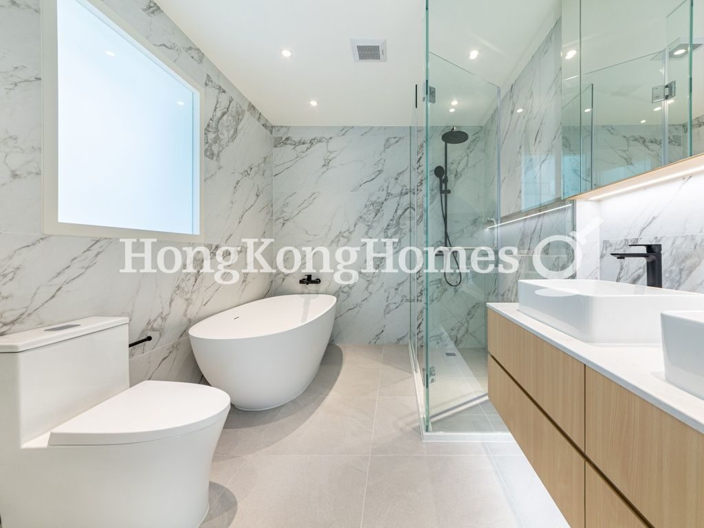 Master Bathroom — 環海祟樓，赤柱