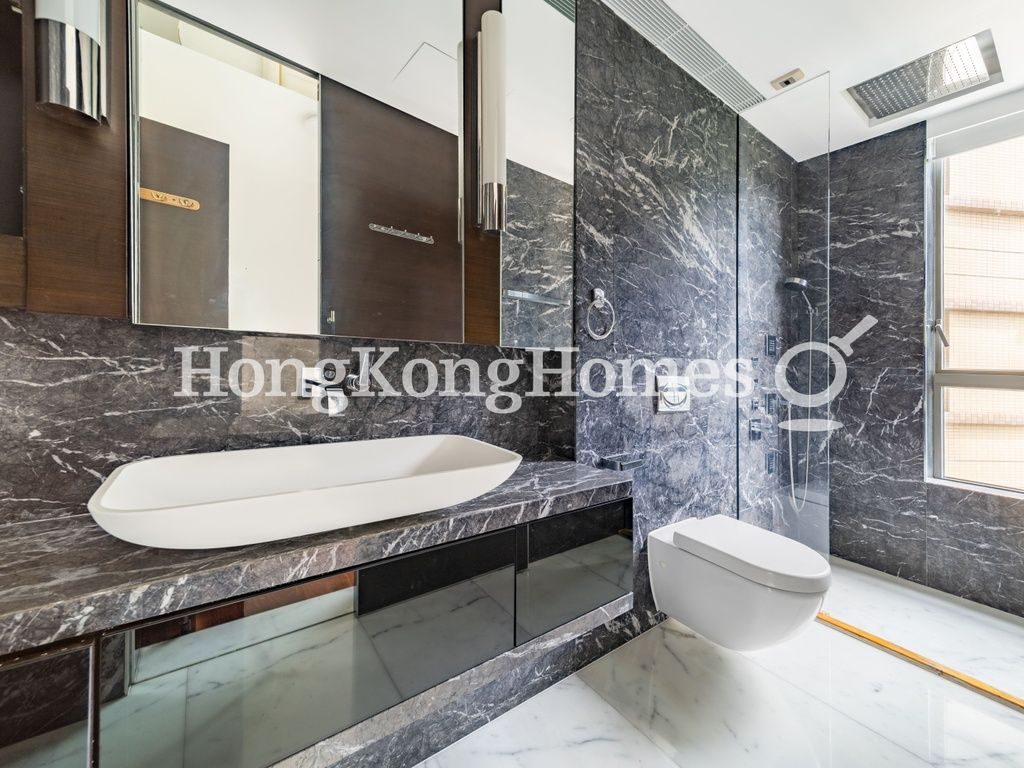 Second Ensuite Bathroom — 天匯，西半山