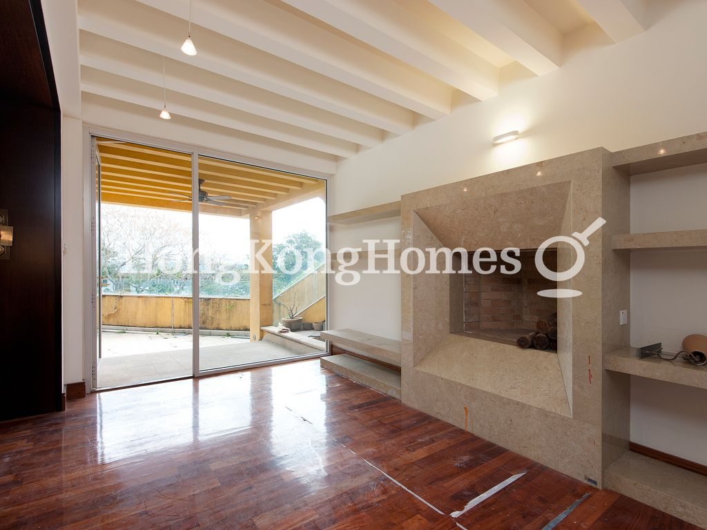 Second Ensuite Bedroom — Carmelia, Stanley