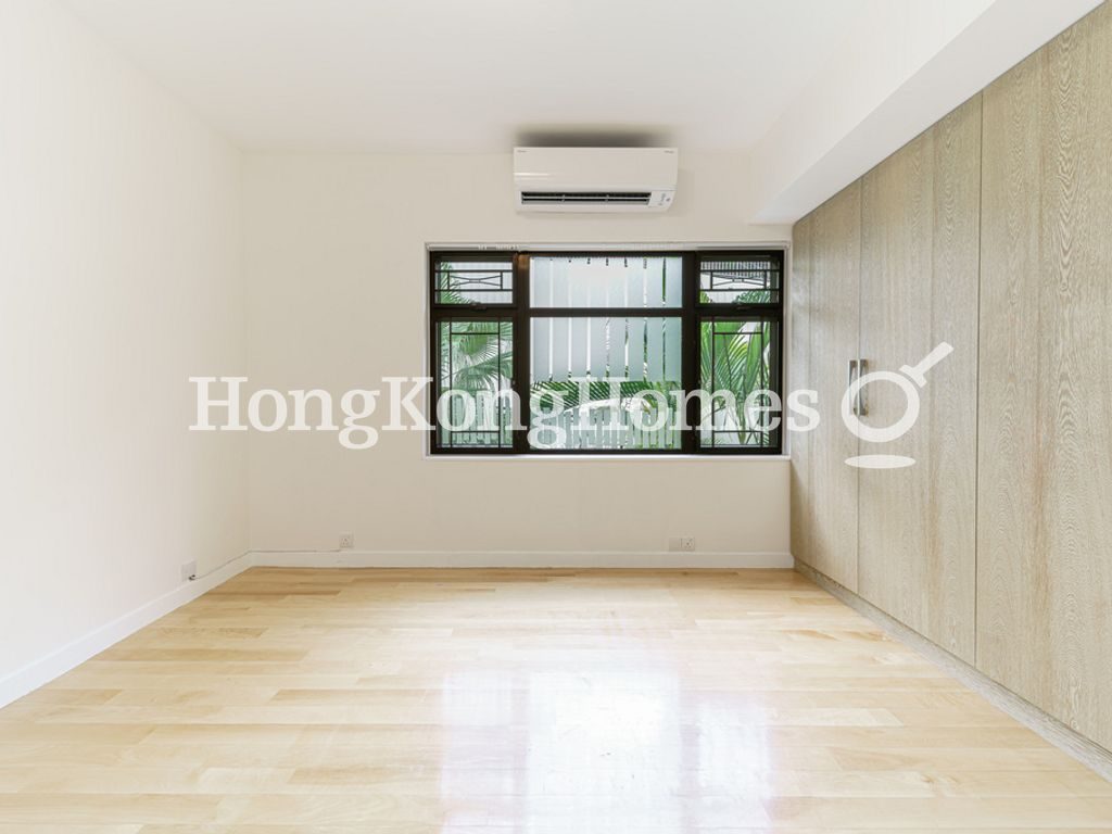 Third Bedroom — 松柏花園6座，壽臣山