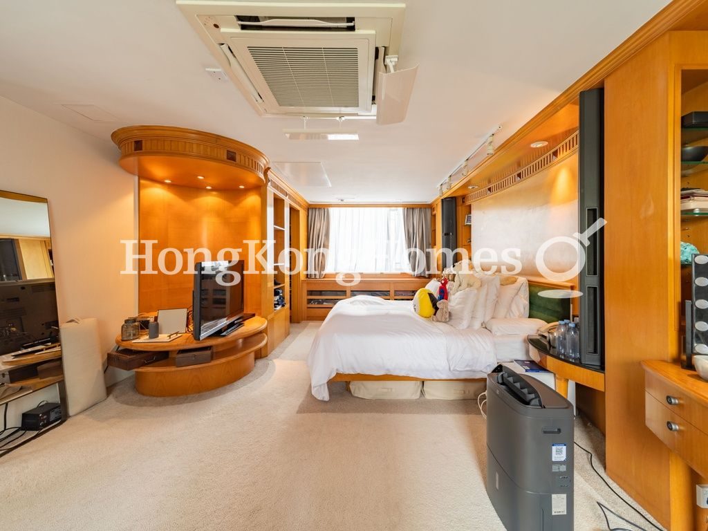 Third Ensuite Bedroom — 睦誠道5號，渣甸山