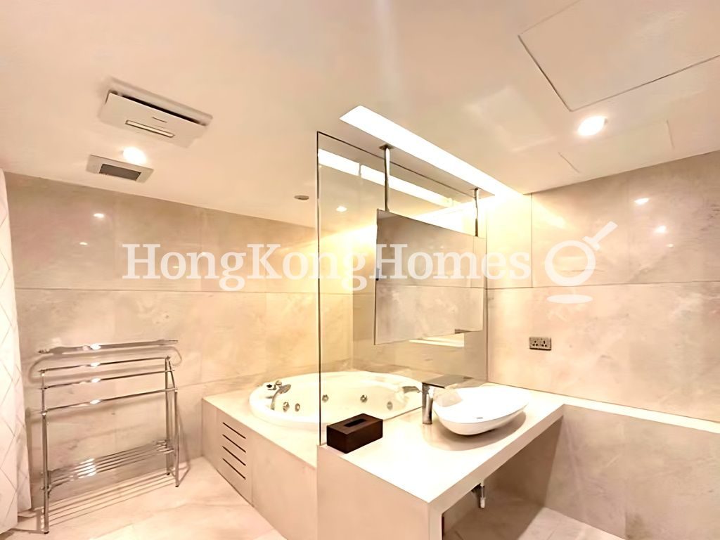 Master Bathroom — 香島道 46 號，深水灣