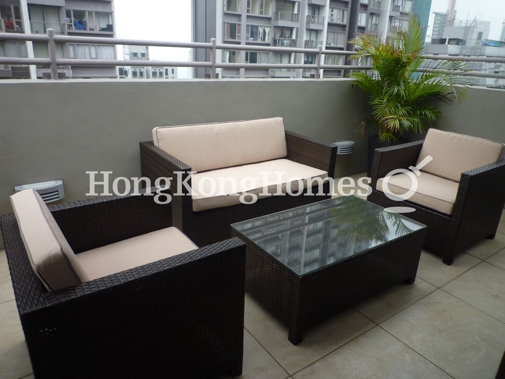 Private Roof Terrace — 東南大廈，西營盤