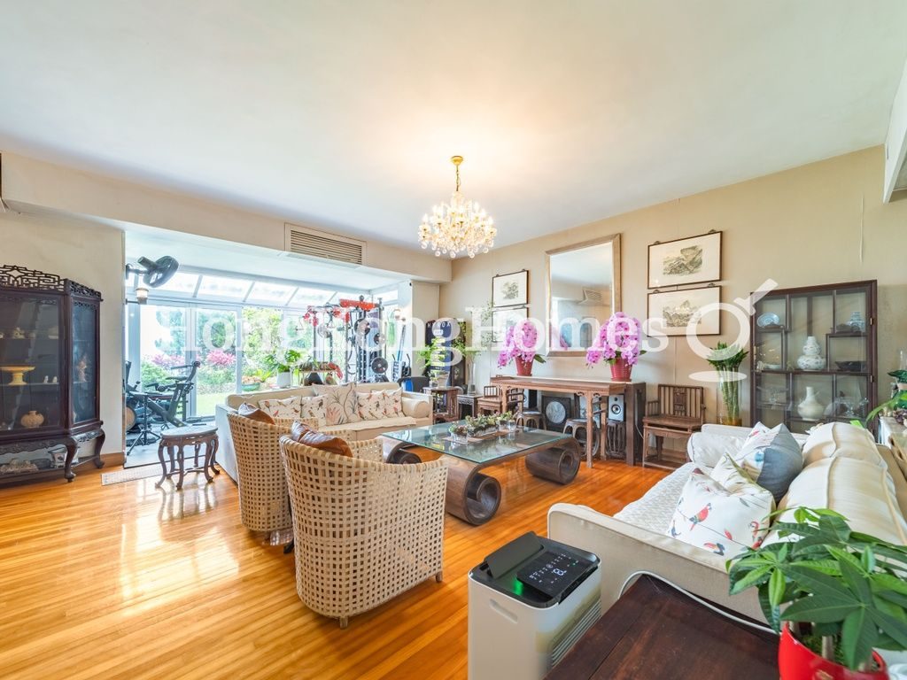 Living Room — Black's Link Villa, The Peak