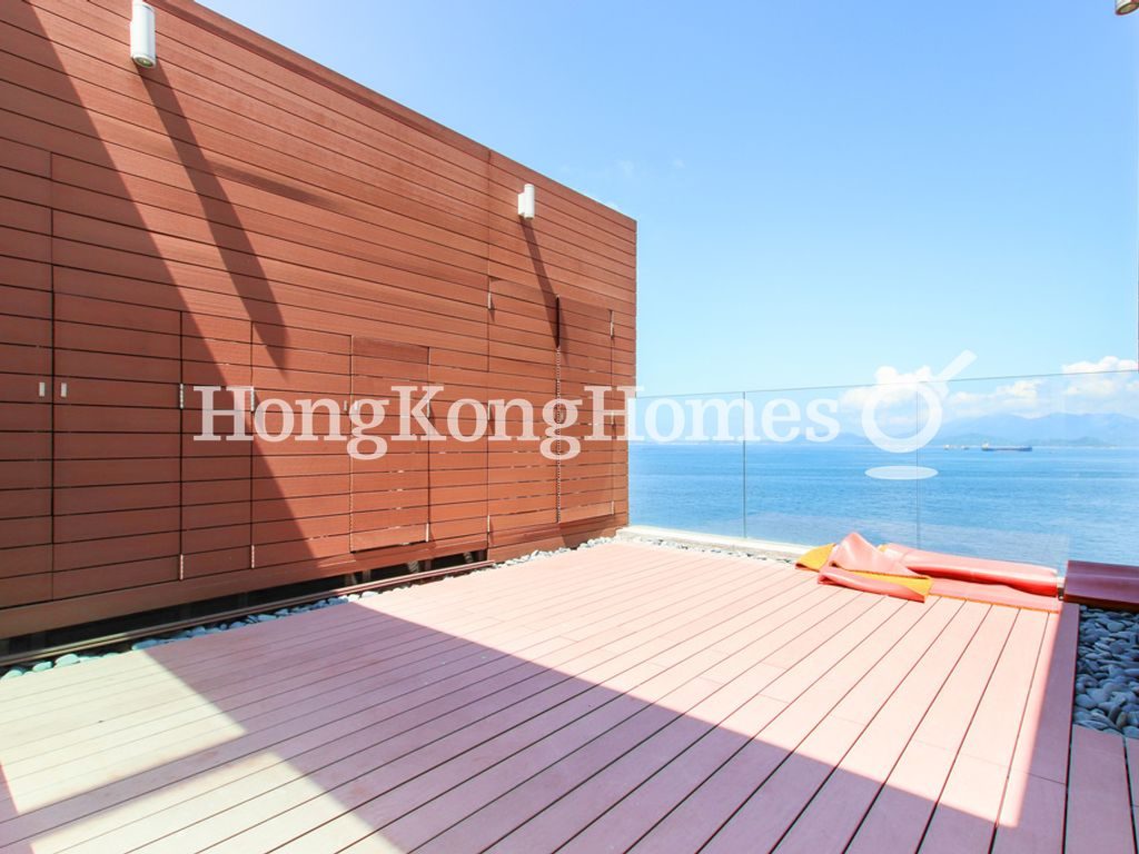 Private Roof Terrace — 貝沙灣5期洋房，薄扶林