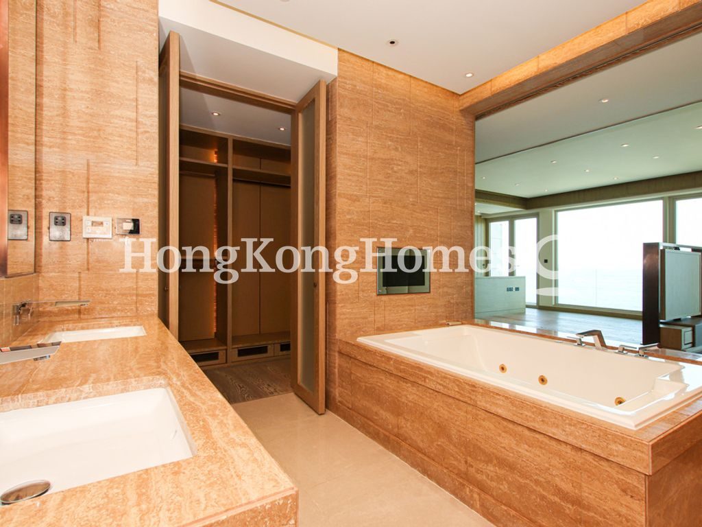 Master Bathroom — 貝沙灣5期洋房，薄扶林