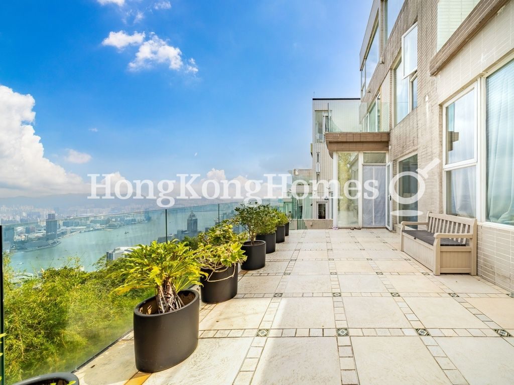 Private Terrace off Living & Dining Room — 普樂道11號，山頂