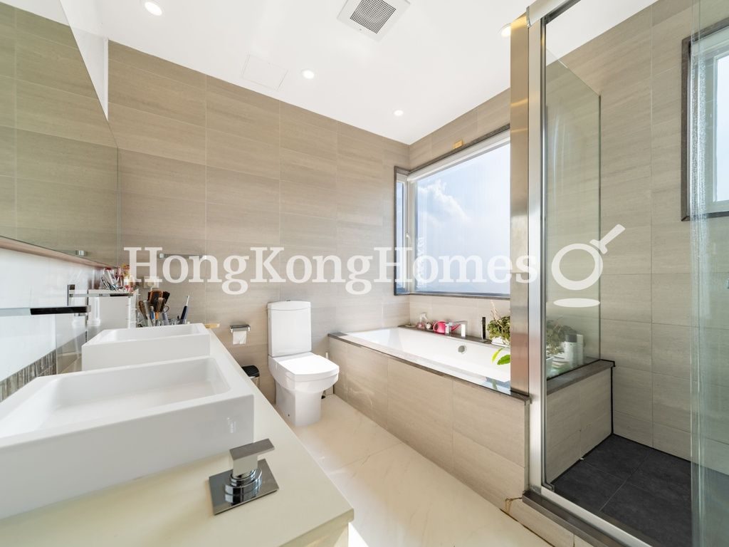 Master Bathroom — 普樂道11號，山頂