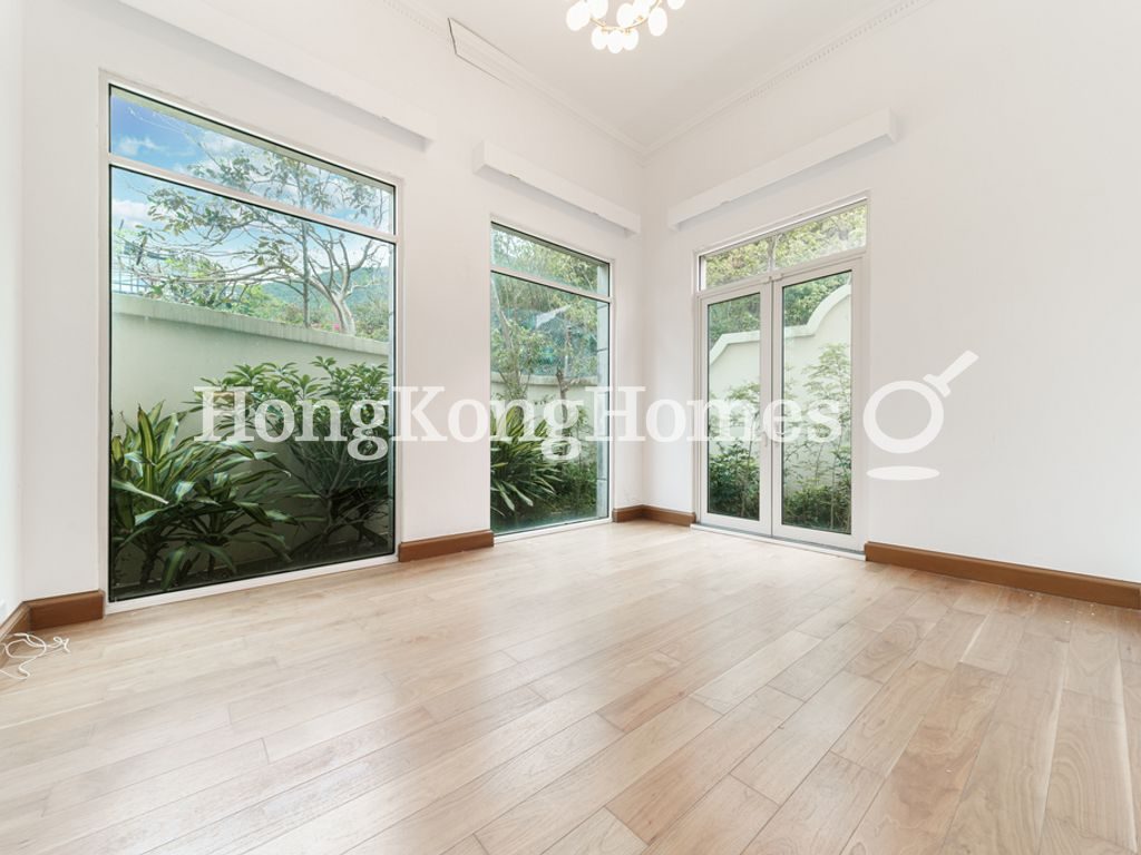 Second Ensuite Bedroom — 淺水灣道110號，淺水灣