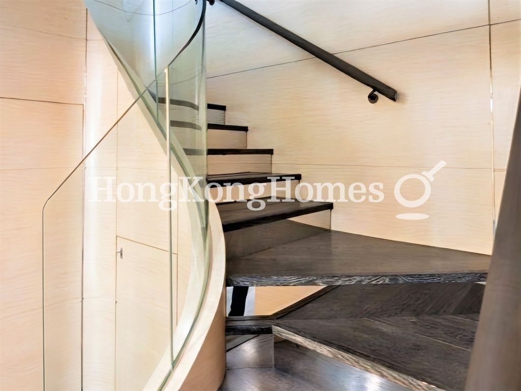 Stairwell — 淺水灣道 56號，淺水灣
