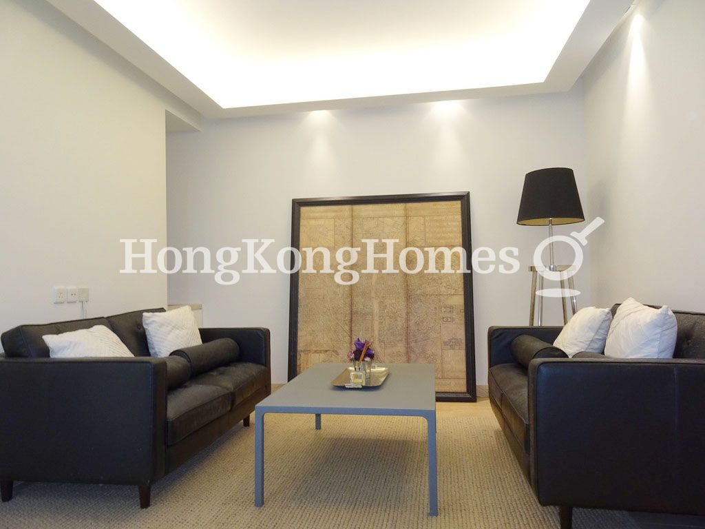 Family Room — The Beachfront, Repulse Bay
