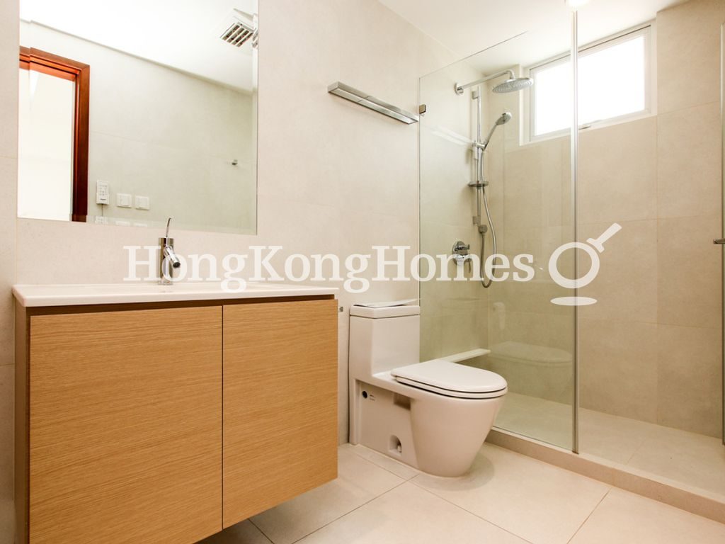 Third Ensuite Bathroom — 深水灣道 39號，深水灣