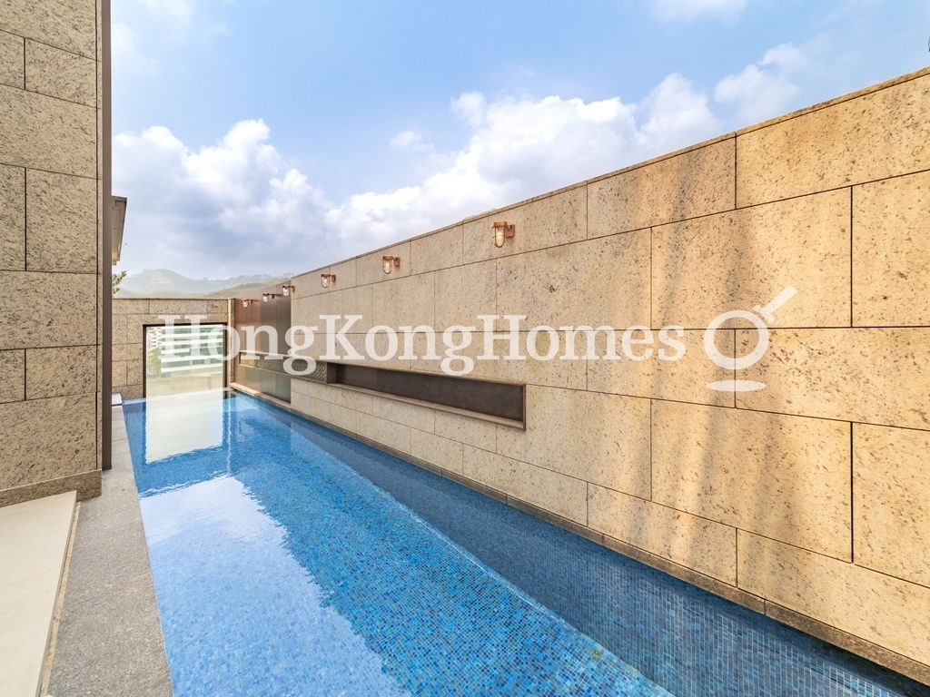 Swimming Pool — Shouson Peak, Shouson Hill