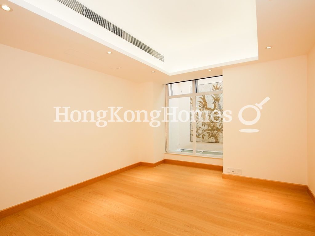 Fourth Bedroom — Abergeldie, The Peak