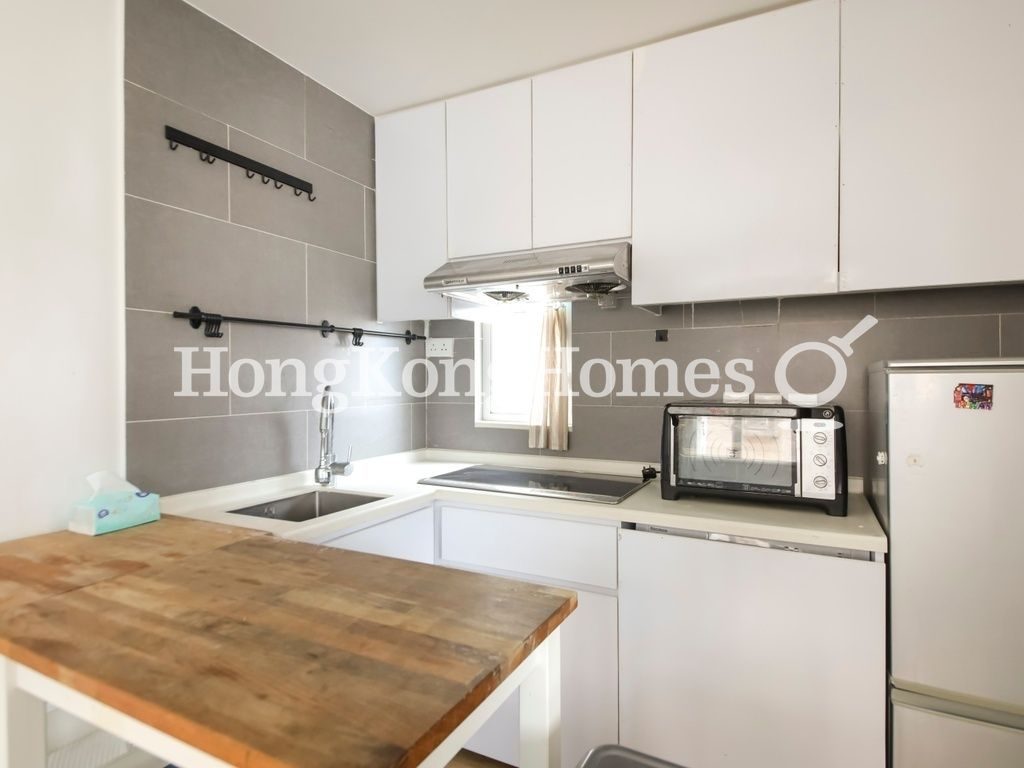 Open Kitchen — Yen Shun Mansion, Sai Ying Pun